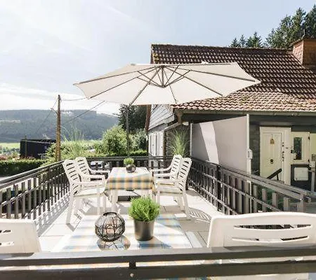 Haus Panorama * Niedersalwey